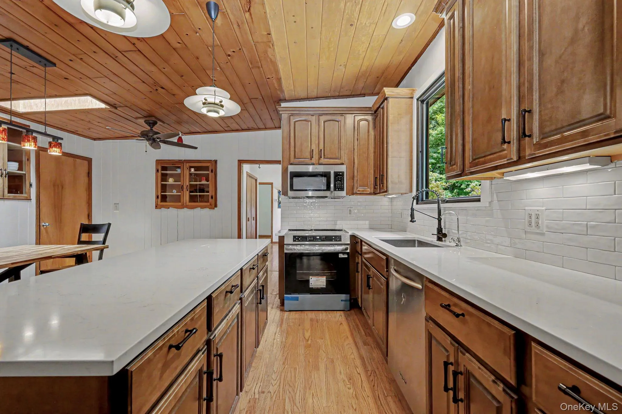 16 Briar Hill Road, East Fishkill, NY, 3 Bedrooms Bedrooms, 7 Rooms Rooms,2 BathroomsBathrooms,Residential,For Rent,Briar Hill,0,1029968 16 Briar Hill Road, East Fishkill, NY, 3 Bedrooms Bedrooms, 7 Rooms Rooms,2 BathroomsBathrooms,Residential,For Rent,Briar Hill,0,1029968