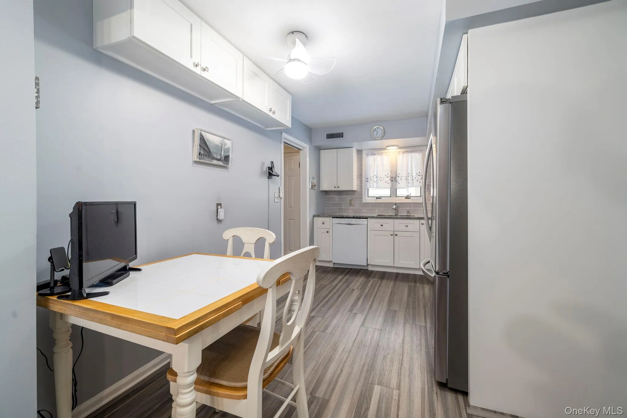 146 Lincoln Street, Hempstead, NY, 2 Bedrooms Bedrooms, 6 Rooms Rooms,2 BathroomsBathrooms,Residential,For Rent,Lincoln,0,1029969 146 Lincoln Street, Hempstead, NY, 2 Bedrooms Bedrooms, 6 Rooms Rooms,2 BathroomsBathrooms,Residential,For Rent,Lincoln,0,1029969