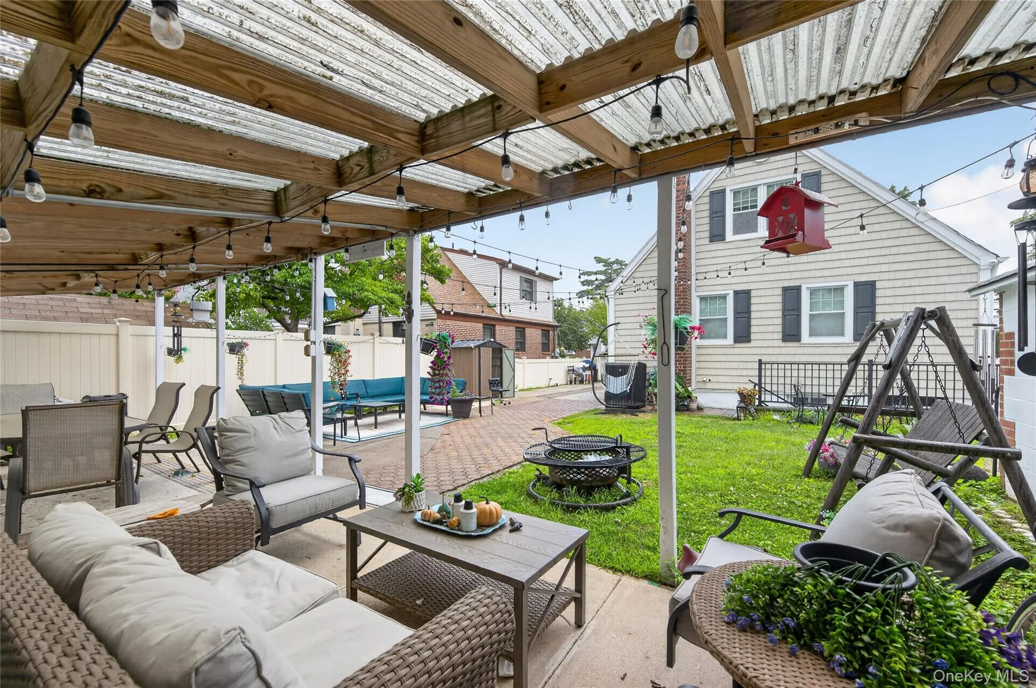175 Wardwell Road, North Hempstead, NY, 3 Bedrooms Bedrooms, 6 Rooms Rooms,1 BathroomBathrooms,Residential Lease,For Rent,Wardwell,0,1029971 175 Wardwell Road, North Hempstead, NY, 3 Bedrooms Bedrooms, 6 Rooms Rooms,1 BathroomBathrooms,Residential Lease,For Rent,Wardwell,0,1029971