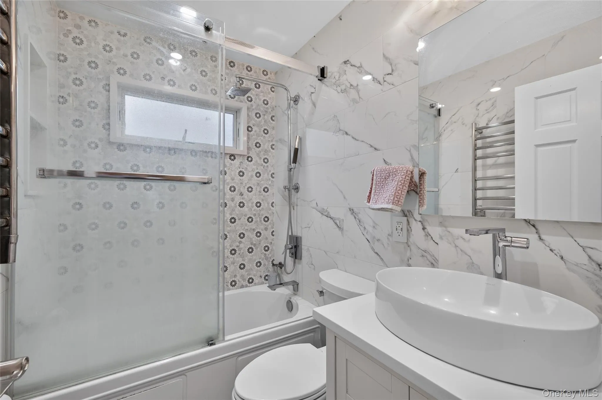 175 Wardwell Road, North Hempstead, NY, 3 Bedrooms Bedrooms, 6 Rooms Rooms,1 BathroomBathrooms,Residential Lease,For Rent,Wardwell,0,1029971 175 Wardwell Road, North Hempstead, NY, 3 Bedrooms Bedrooms, 6 Rooms Rooms,1 BathroomBathrooms,Residential Lease,For Rent,Wardwell,0,1029971