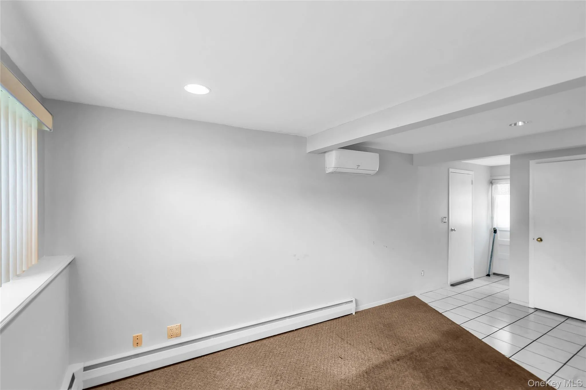 4 Crabapple Lane, Smithtown, NY, 5 Bedrooms Bedrooms, 9 Rooms Rooms,2 BathroomsBathrooms,Residential,For Rent,Crabapple,0,1029972 4 Crabapple Lane, Smithtown, NY, 5 Bedrooms Bedrooms, 9 Rooms Rooms,2 BathroomsBathrooms,Residential,For Rent,Crabapple,0,1029972