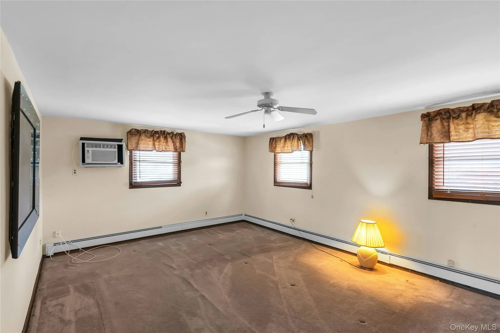 4 Crabapple Lane, Smithtown, NY, 5 Bedrooms Bedrooms, 9 Rooms Rooms,2 BathroomsBathrooms,Residential,For Rent,Crabapple,0,1029972 4 Crabapple Lane, Smithtown, NY, 5 Bedrooms Bedrooms, 9 Rooms Rooms,2 BathroomsBathrooms,Residential,For Rent,Crabapple,0,1029972