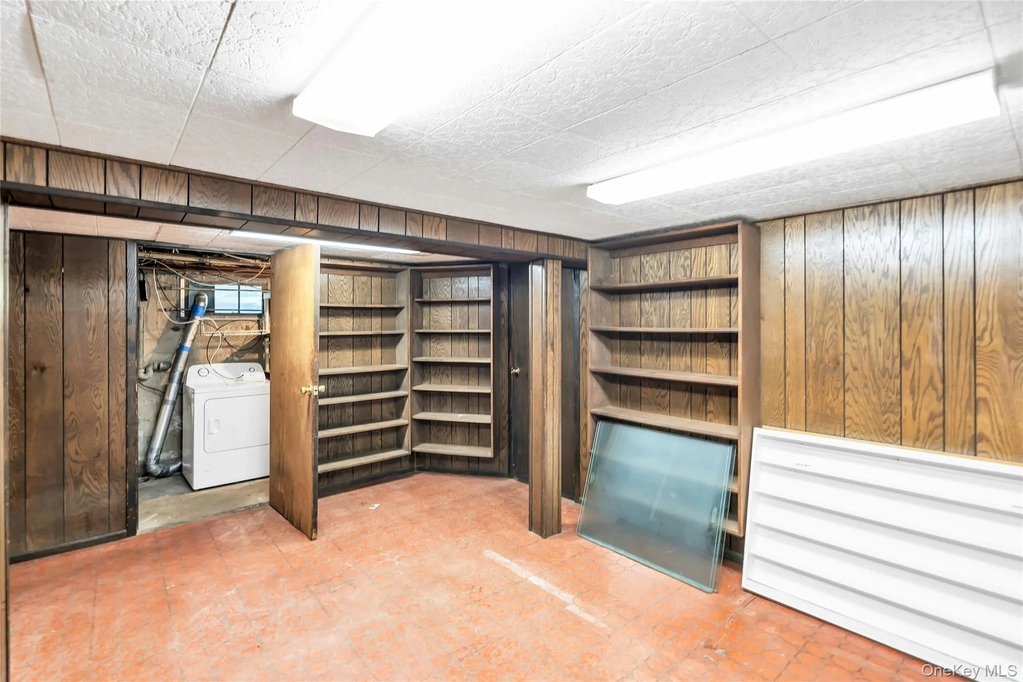 4 Crabapple Lane, Smithtown, NY, 5 Bedrooms Bedrooms, 9 Rooms Rooms,2 BathroomsBathrooms,Residential,For Rent,Crabapple,0,1029972 4 Crabapple Lane, Smithtown, NY, 5 Bedrooms Bedrooms, 9 Rooms Rooms,2 BathroomsBathrooms,Residential,For Rent,Crabapple,0,1029972