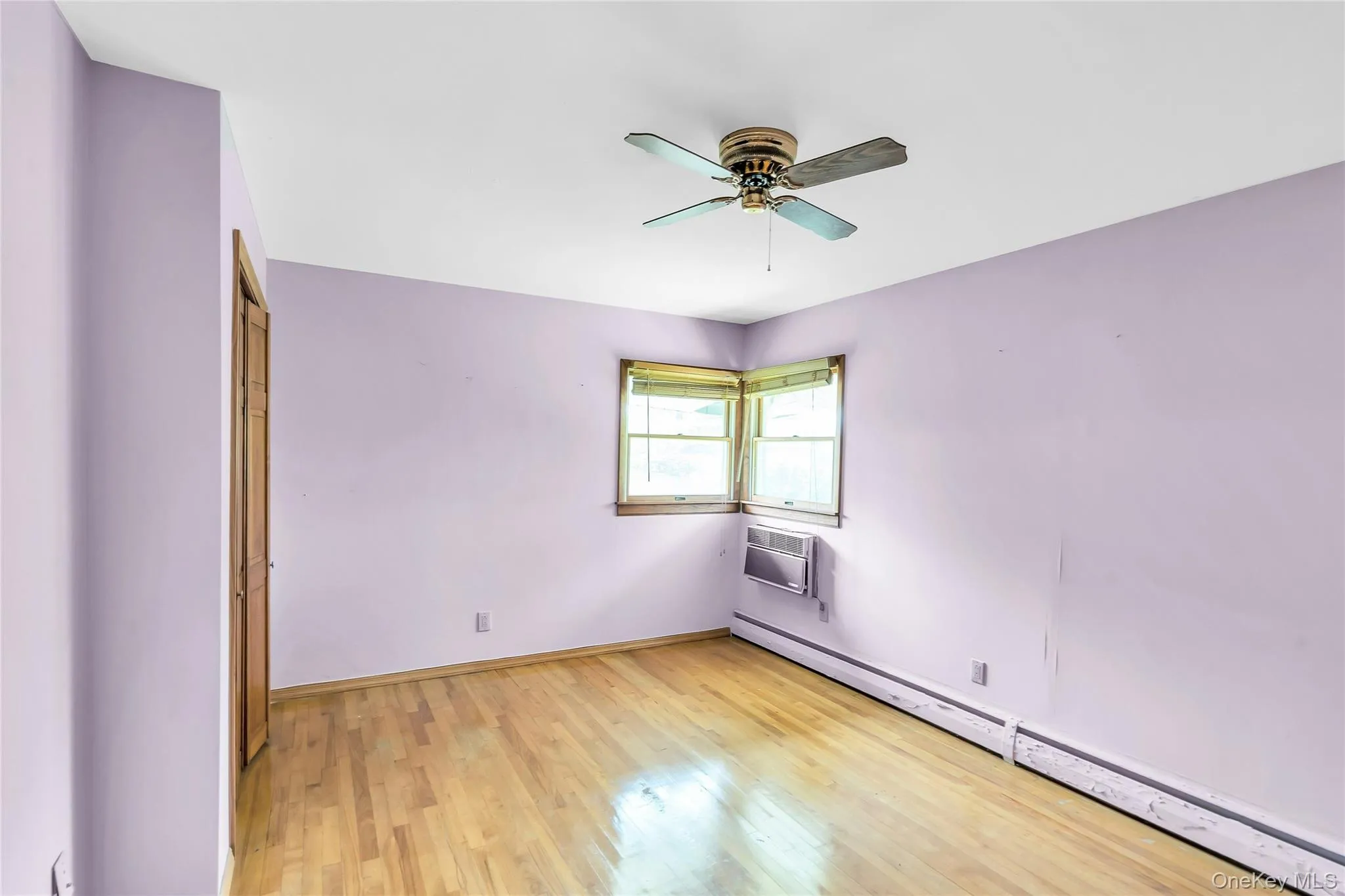 4 Crabapple Lane, Smithtown, NY, 5 Bedrooms Bedrooms, 9 Rooms Rooms,2 BathroomsBathrooms,Residential,For Rent,Crabapple,0,1029972 4 Crabapple Lane, Smithtown, NY, 5 Bedrooms Bedrooms, 9 Rooms Rooms,2 BathroomsBathrooms,Residential,For Rent,Crabapple,0,1029972