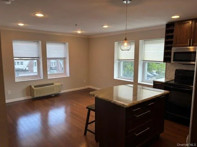 202 Main Street, Brookhaven, NY, 1 Bedroom Bedrooms, 3 Rooms Rooms,1 BathroomBathrooms,Residential Lease,For Rent,Main,0,1029981 202 Main Street, Brookhaven, NY, 1 Bedroom Bedrooms, 3 Rooms Rooms,1 BathroomBathrooms,Residential Lease,For Rent,Main,0,1029981