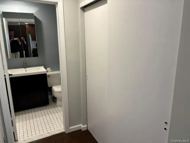 202 Main Street, Brookhaven, NY, 1 Bedroom Bedrooms, 3 Rooms Rooms,1 BathroomBathrooms,Residential Lease,For Rent,Main,0,1029981 202 Main Street, Brookhaven, NY, 1 Bedroom Bedrooms, 3 Rooms Rooms,1 BathroomBathrooms,Residential Lease,For Rent,Main,0,1029981