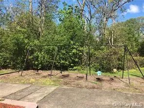 42 Manor Drive, Cornwall, NY, 2 Bedrooms Bedrooms, 4 Rooms Rooms,1 BathroomBathrooms,Residential,For Rent,Manor,0,1029986 42 Manor Drive, Cornwall, NY, 2 Bedrooms Bedrooms, 4 Rooms Rooms,1 BathroomBathrooms,Residential,For Rent,Manor,0,1029986