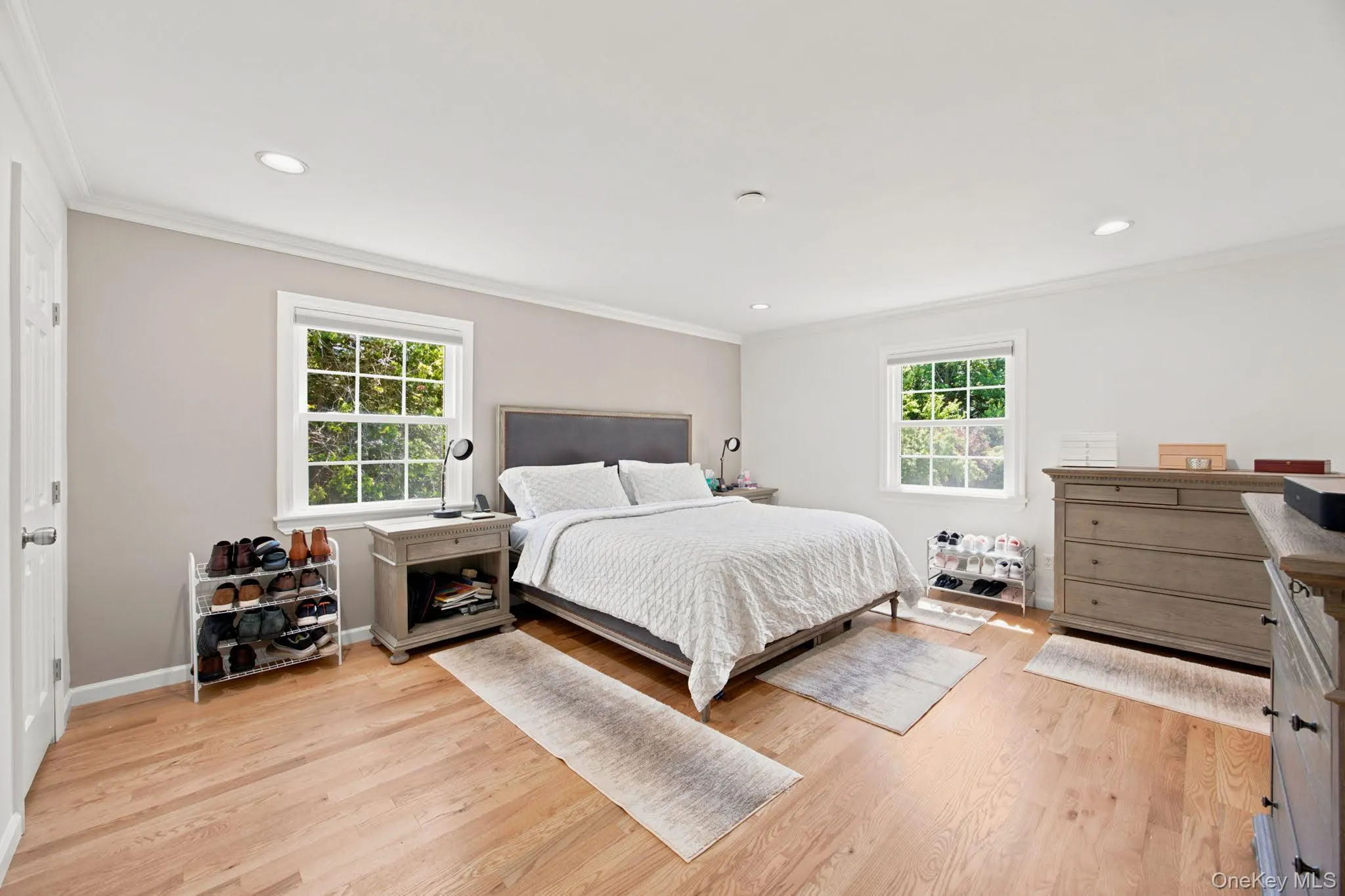 25 Artisan Avenue, Huntington, NY, 5 Bedrooms Bedrooms, 9 Rooms Rooms,3 BathroomsBathrooms,Residential,For Rent,Artisan,0,1029987 25 Artisan Avenue, Huntington, NY, 5 Bedrooms Bedrooms, 9 Rooms Rooms,3 BathroomsBathrooms,Residential,For Rent,Artisan,0,1029987