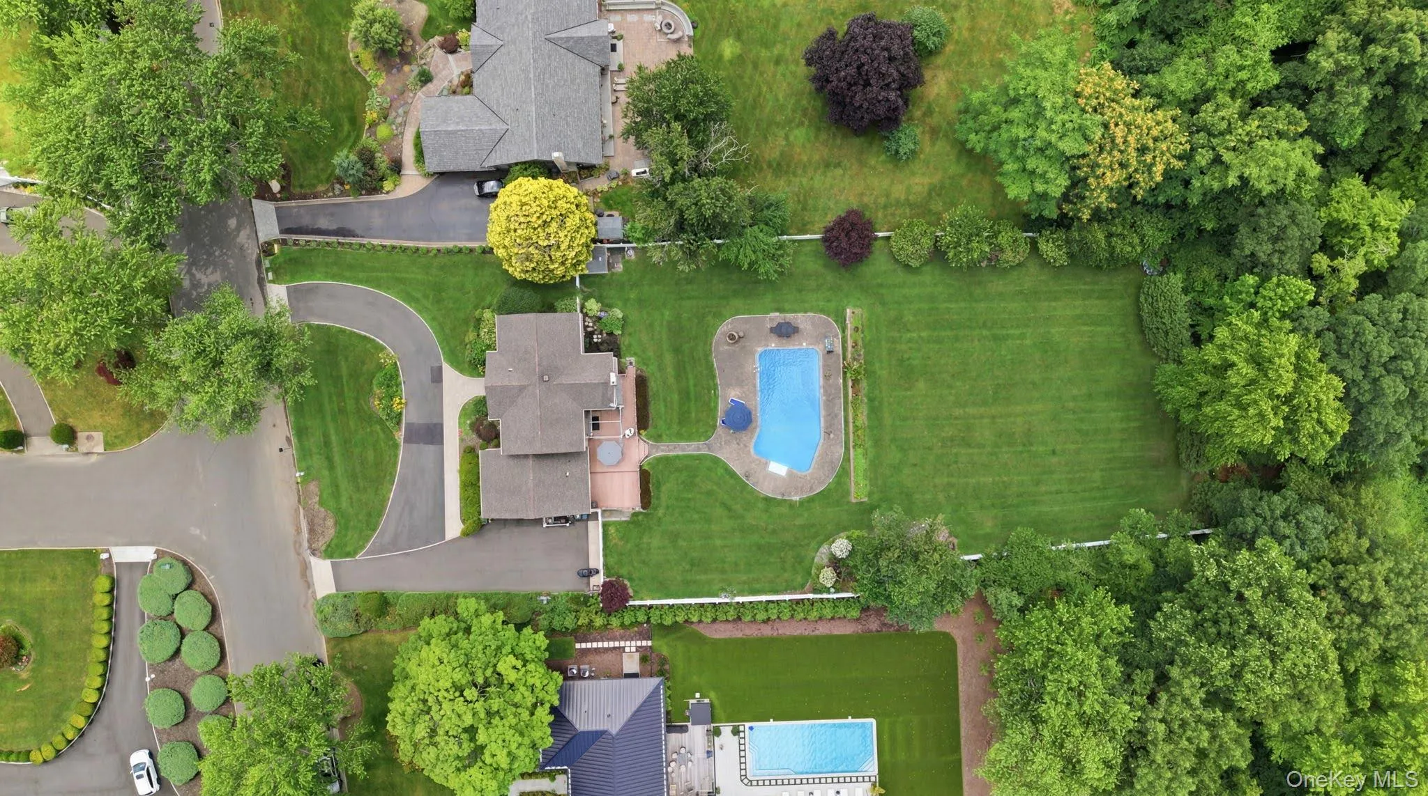 25 Artisan Avenue, Huntington, NY, 5 Bedrooms Bedrooms, 9 Rooms Rooms,3 BathroomsBathrooms,Residential,For Rent,Artisan,0,1029987 25 Artisan Avenue, Huntington, NY, 5 Bedrooms Bedrooms, 9 Rooms Rooms,3 BathroomsBathrooms,Residential,For Rent,Artisan,0,1029987