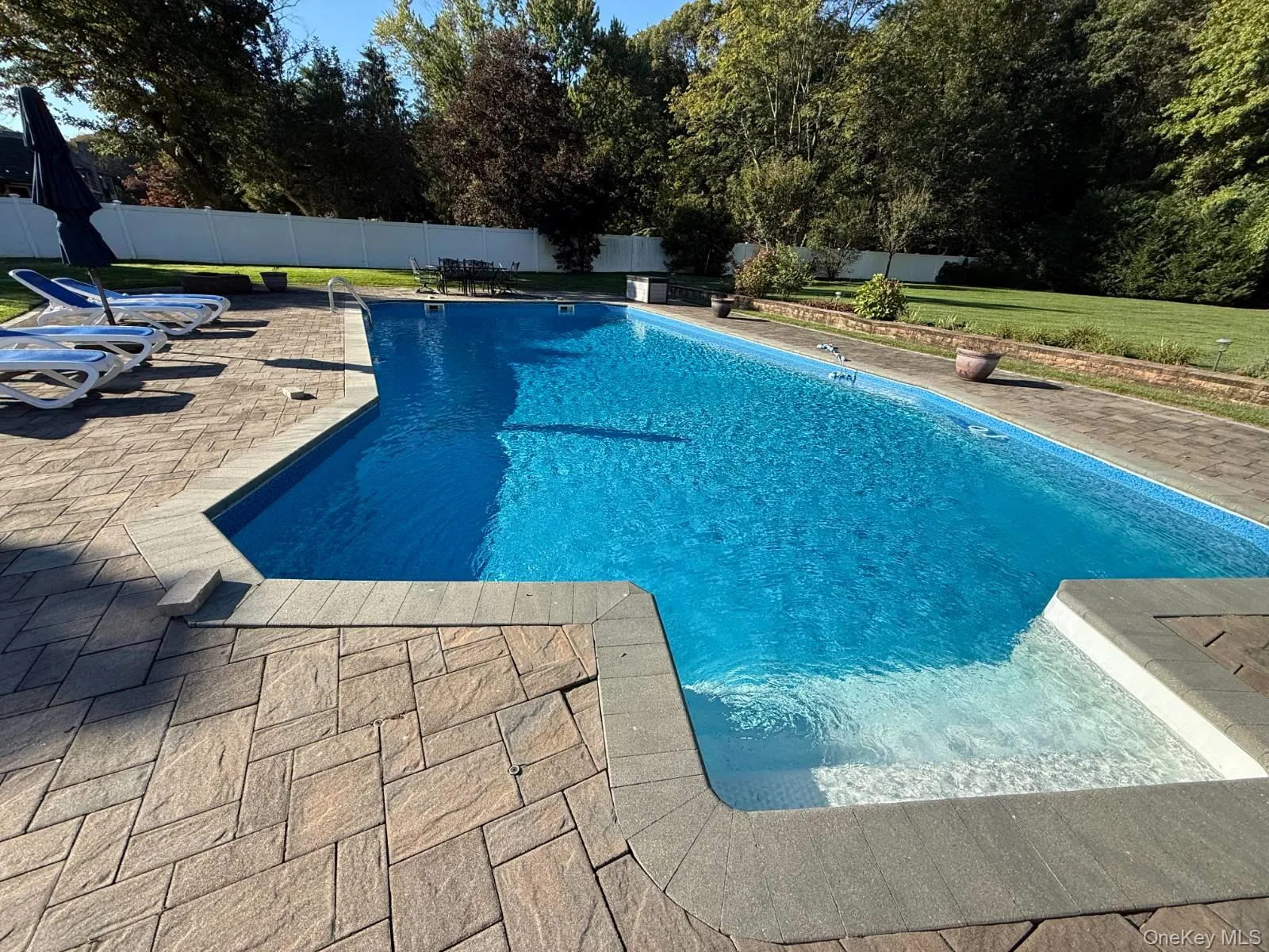 25 Artisan Avenue, Huntington, NY, 5 Bedrooms Bedrooms, 9 Rooms Rooms,3 BathroomsBathrooms,Residential,For Rent,Artisan,0,1029987 25 Artisan Avenue, Huntington, NY, 5 Bedrooms Bedrooms, 9 Rooms Rooms,3 BathroomsBathrooms,Residential,For Rent,Artisan,0,1029987