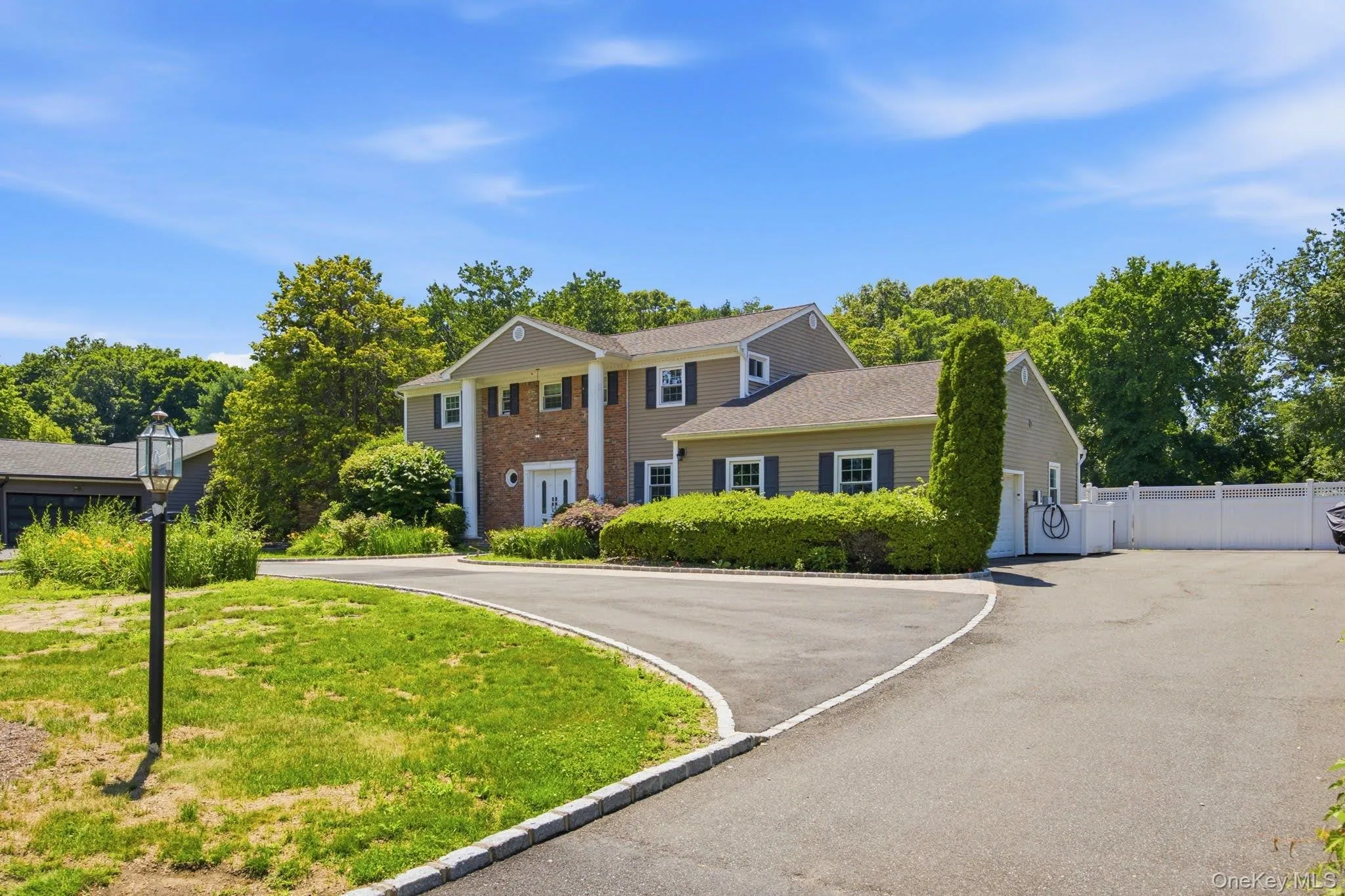 25 Artisan Avenue, Huntington, NY, 5 Bedrooms Bedrooms, 9 Rooms Rooms,3 BathroomsBathrooms,Residential,For Rent,Artisan,0,1029987 25 Artisan Avenue, Huntington, NY, 5 Bedrooms Bedrooms, 9 Rooms Rooms,3 BathroomsBathrooms,Residential,For Rent,Artisan,0,1029987