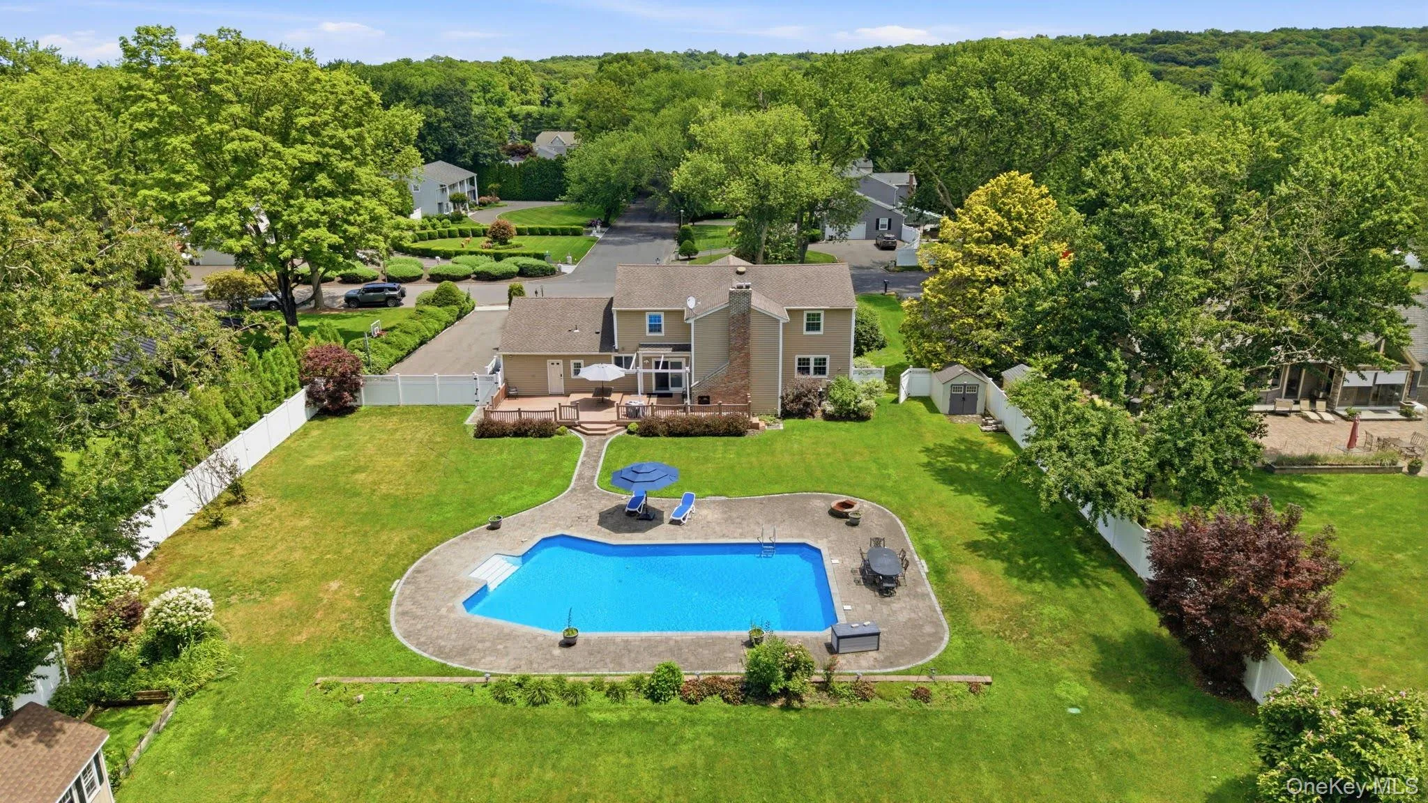 25 Artisan Avenue, Huntington, NY, 5 Bedrooms Bedrooms, 9 Rooms Rooms,3 BathroomsBathrooms,Residential,For Rent,Artisan,0,1029987 25 Artisan Avenue, Huntington, NY, 5 Bedrooms Bedrooms, 9 Rooms Rooms,3 BathroomsBathrooms,Residential,For Rent,Artisan,0,1029987