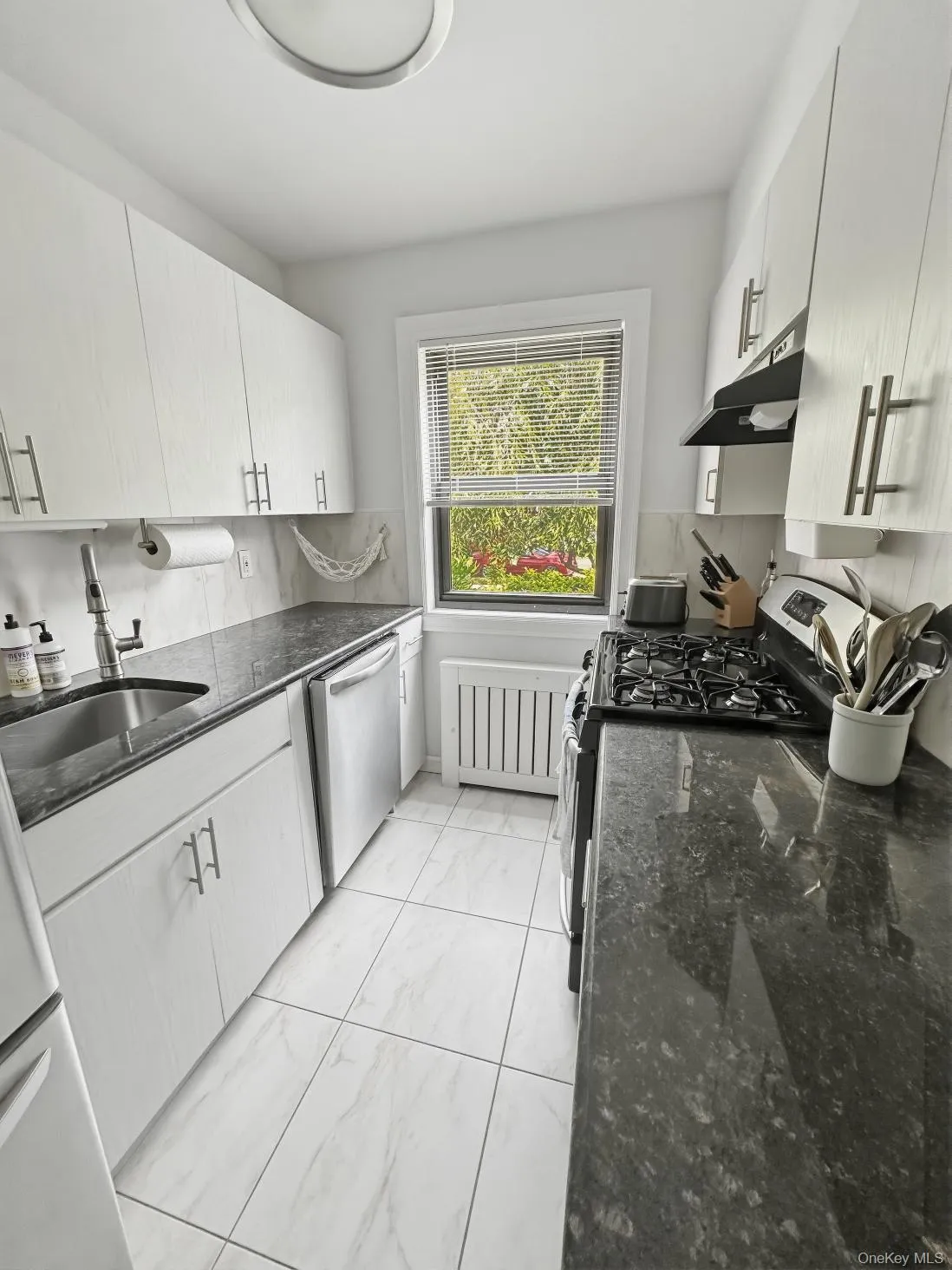 199-08 21st, New York, NY, 1 Bedroom Bedrooms, 4 Rooms Rooms,1 BathroomBathrooms,Residential,For Rent,21st,0,1029990 199-08 21st, New York, NY, 1 Bedroom Bedrooms, 4 Rooms Rooms,1 BathroomBathrooms,Residential,For Rent,21st,0,1029990