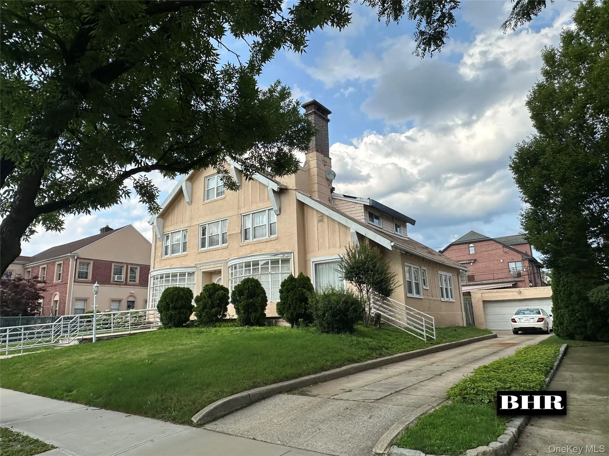 171 Girard Street, New York, NY, 7 Bedrooms Bedrooms, 15 Rooms Rooms,5 BathroomsBathrooms,Residential,For Rent,Girard,0,1029993 171 Girard Street, New York, NY, 7 Bedrooms Bedrooms, 15 Rooms Rooms,5 BathroomsBathrooms,Residential,For Rent,Girard,0,1029993
