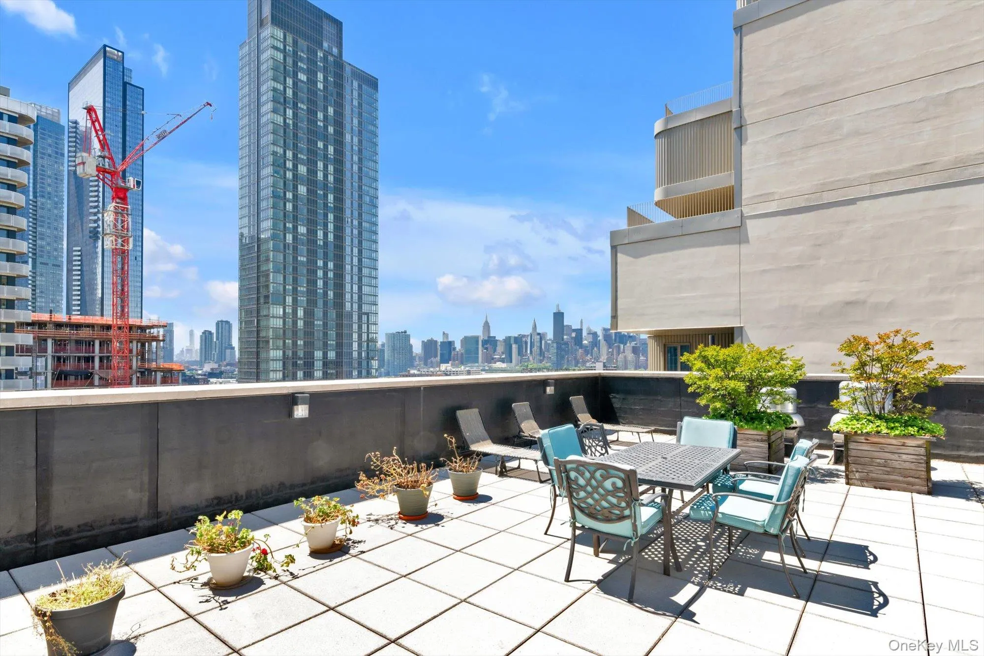 2415 Queens Plaza, New York, NY, 1 Bedroom Bedrooms, 4 Rooms Rooms,1 BathroomBathrooms,Residential,For Rent,Queens,0,1029994 2415 Queens Plaza, New York, NY, 1 Bedroom Bedrooms, 4 Rooms Rooms,1 BathroomBathrooms,Residential,For Rent,Queens,0,1029994