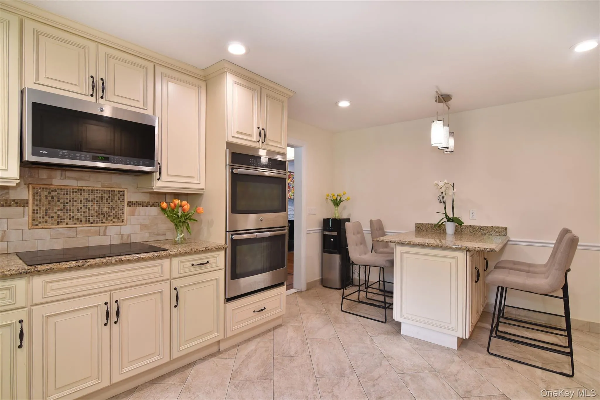 23 Barnaby Lane, Greenburgh, NY, 4 Bedrooms Bedrooms, 11 Rooms Rooms,5 BathroomsBathrooms,Residential,For Rent,Barnaby,0,1029995 23 Barnaby Lane, Greenburgh, NY, 4 Bedrooms Bedrooms, 11 Rooms Rooms,5 BathroomsBathrooms,Residential,For Rent,Barnaby,0,1029995