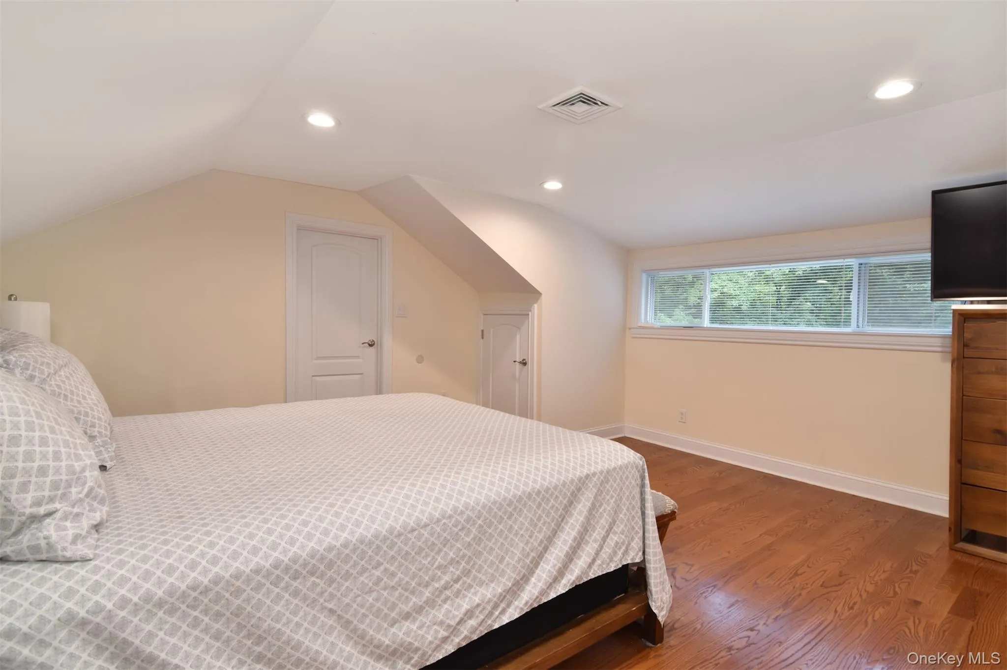 Bedroom Bedroom