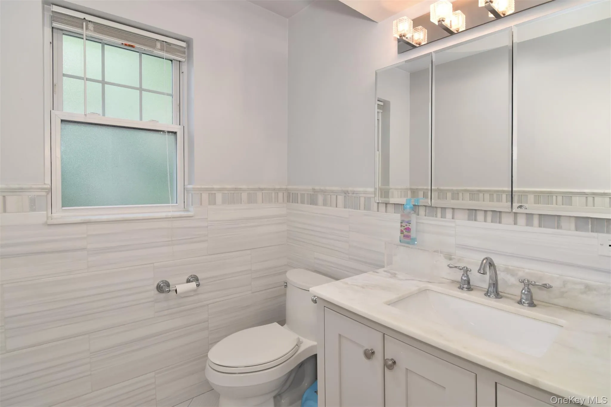 Full Bath Full Bath