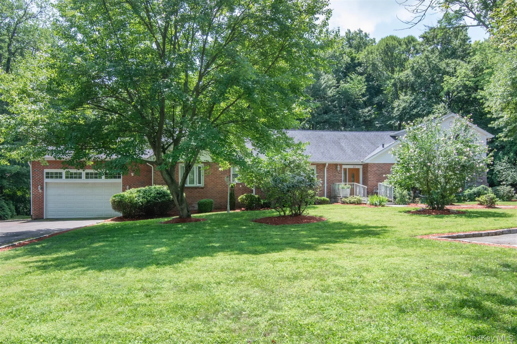 23 Barnaby Lane, Greenburgh, NY, 4 Bedrooms Bedrooms, 11 Rooms Rooms,5 BathroomsBathrooms,Residential,For Rent,Barnaby,0,1029995 23 Barnaby Lane, Greenburgh, NY, 4 Bedrooms Bedrooms, 11 Rooms Rooms,5 BathroomsBathrooms,Residential,For Rent,Barnaby,0,1029995