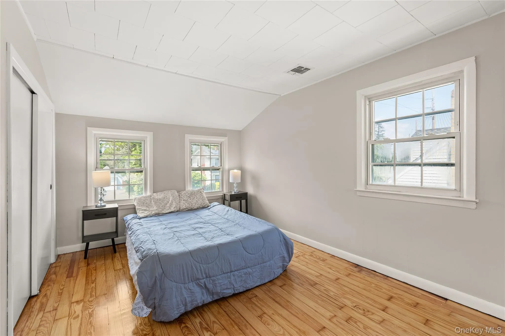 718 Elmwood Road, West Babylon, NY, 4 Bedrooms Bedrooms, 7 Rooms Rooms,2 BathroomsBathrooms,Residential,For Rent,Elmwood,0,1029996 718 Elmwood Road, West Babylon, NY, 4 Bedrooms Bedrooms, 7 Rooms Rooms,2 BathroomsBathrooms,Residential,For Rent,Elmwood,0,1029996