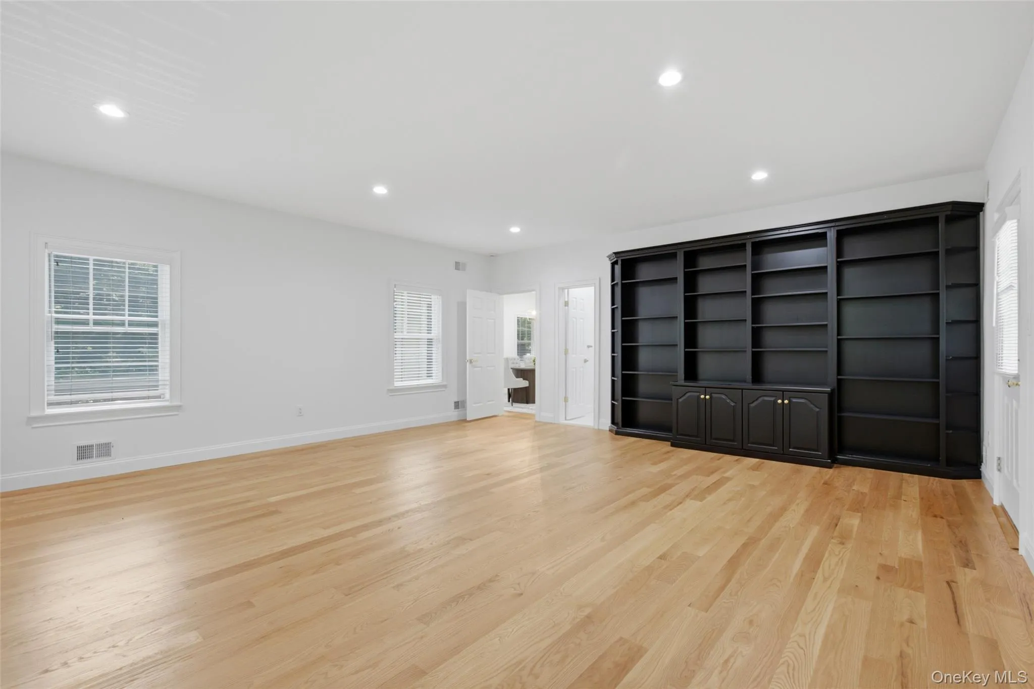 17 Nadworny Lane, Brookhaven, NY, 4 Bedrooms Bedrooms, 8 Rooms Rooms,3 BathroomsBathrooms,Residential,For Rent,Nadworny,0,1029997 17 Nadworny Lane, Brookhaven, NY, 4 Bedrooms Bedrooms, 8 Rooms Rooms,3 BathroomsBathrooms,Residential,For Rent,Nadworny,0,1029997