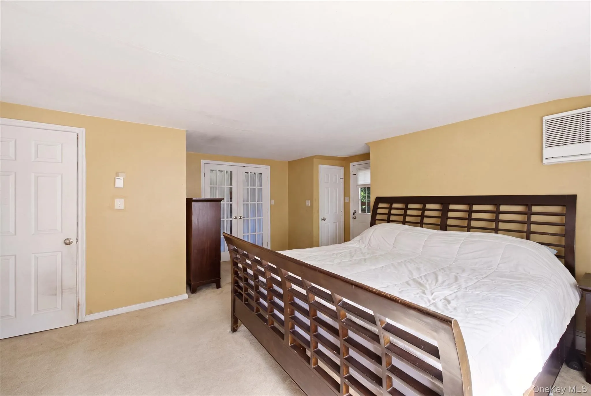 46 Catherine Street, Huntington, NY, 5 Bedrooms Bedrooms, 8 Rooms Rooms,2 BathroomsBathrooms,Residential,For Rent,Catherine,0,1030002 46 Catherine Street, Huntington, NY, 5 Bedrooms Bedrooms, 8 Rooms Rooms,2 BathroomsBathrooms,Residential,For Rent,Catherine,0,1030002
