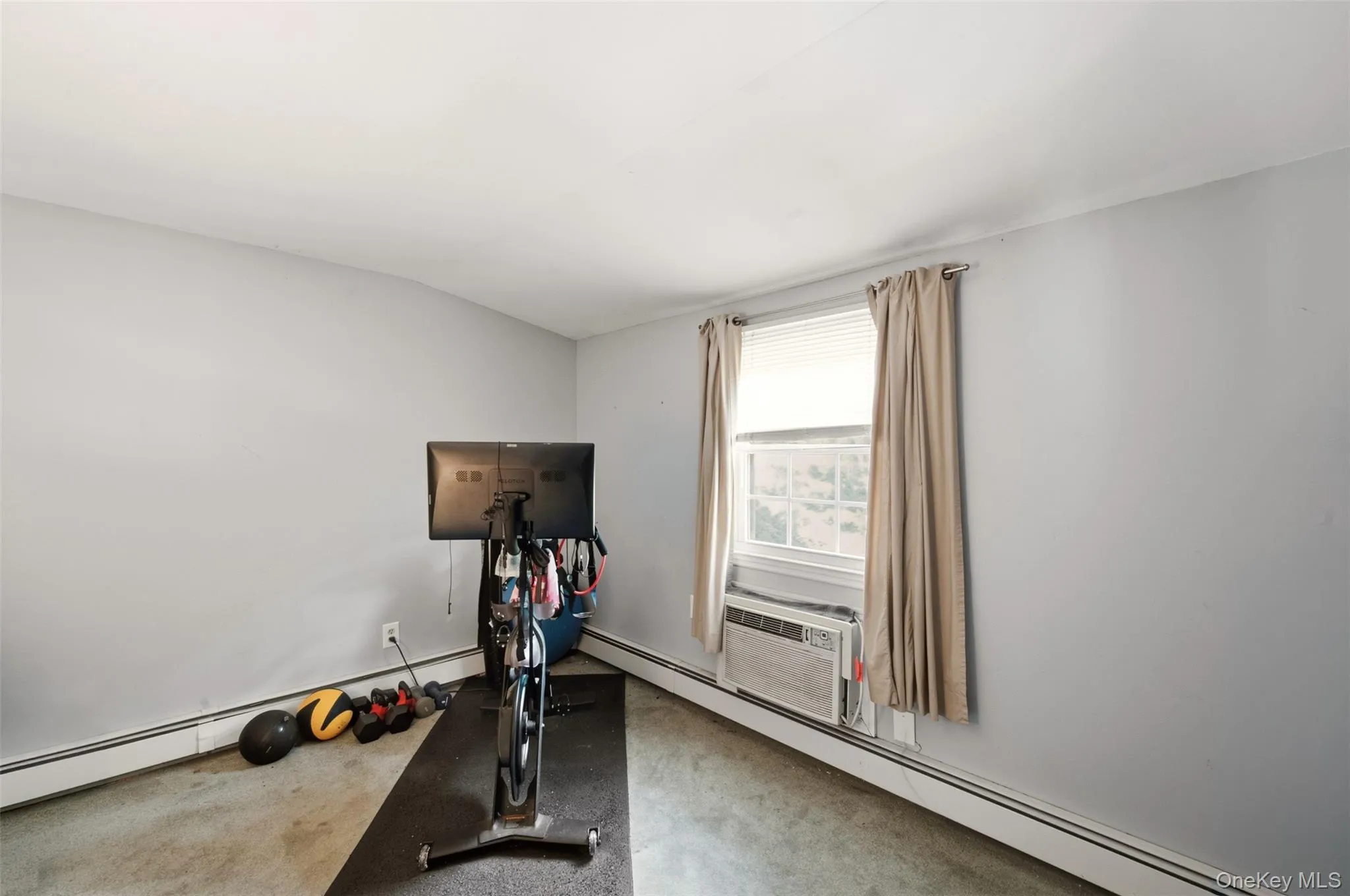 46 Catherine Street, Huntington, NY, 5 Bedrooms Bedrooms, 8 Rooms Rooms,2 BathroomsBathrooms,Residential,For Rent,Catherine,0,1030002 46 Catherine Street, Huntington, NY, 5 Bedrooms Bedrooms, 8 Rooms Rooms,2 BathroomsBathrooms,Residential,For Rent,Catherine,0,1030002