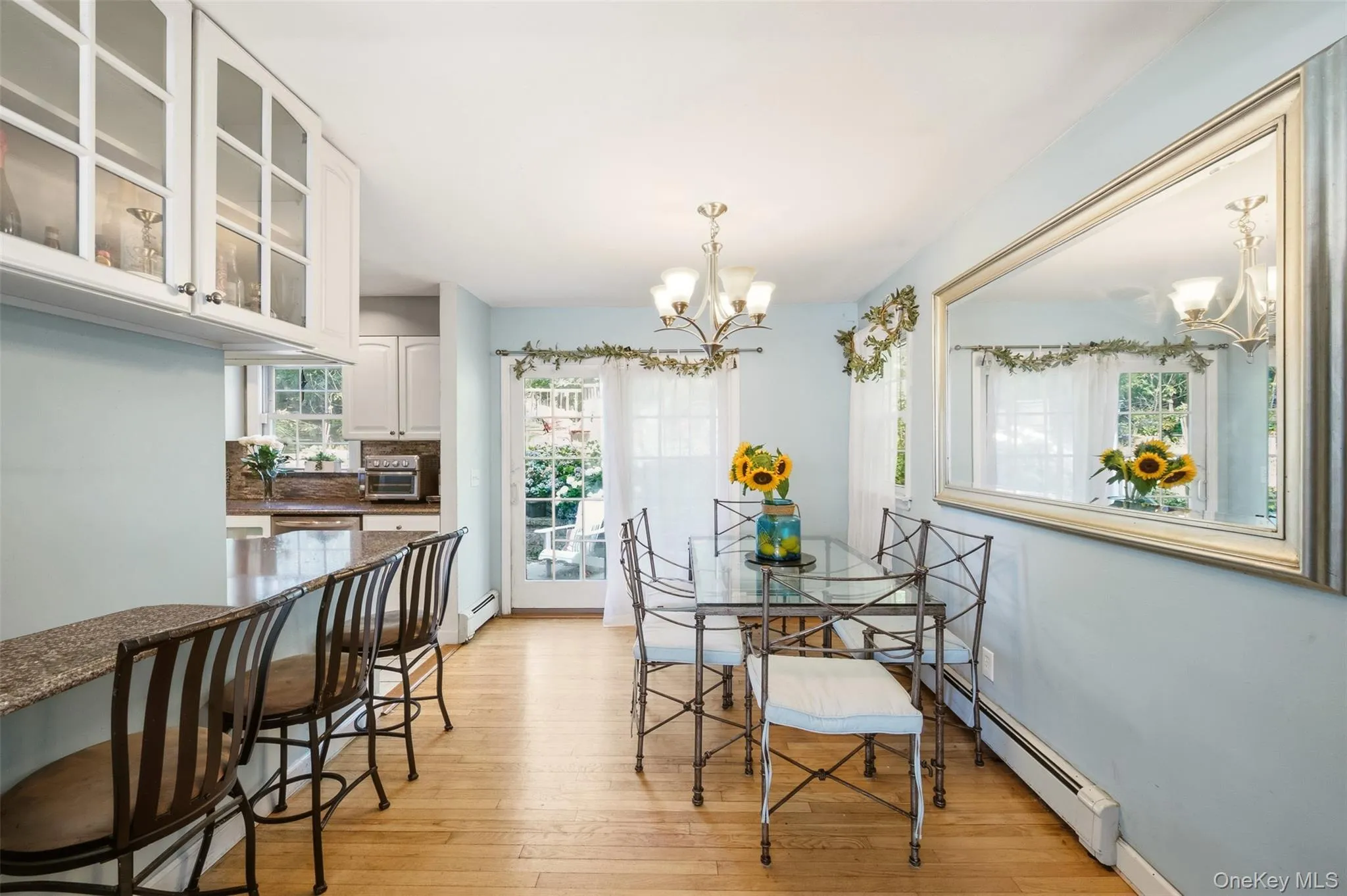 46 Catherine Street, Huntington, NY, 5 Bedrooms Bedrooms, 8 Rooms Rooms,2 BathroomsBathrooms,Residential,For Rent,Catherine,0,1030002 46 Catherine Street, Huntington, NY, 5 Bedrooms Bedrooms, 8 Rooms Rooms,2 BathroomsBathrooms,Residential,For Rent,Catherine,0,1030002