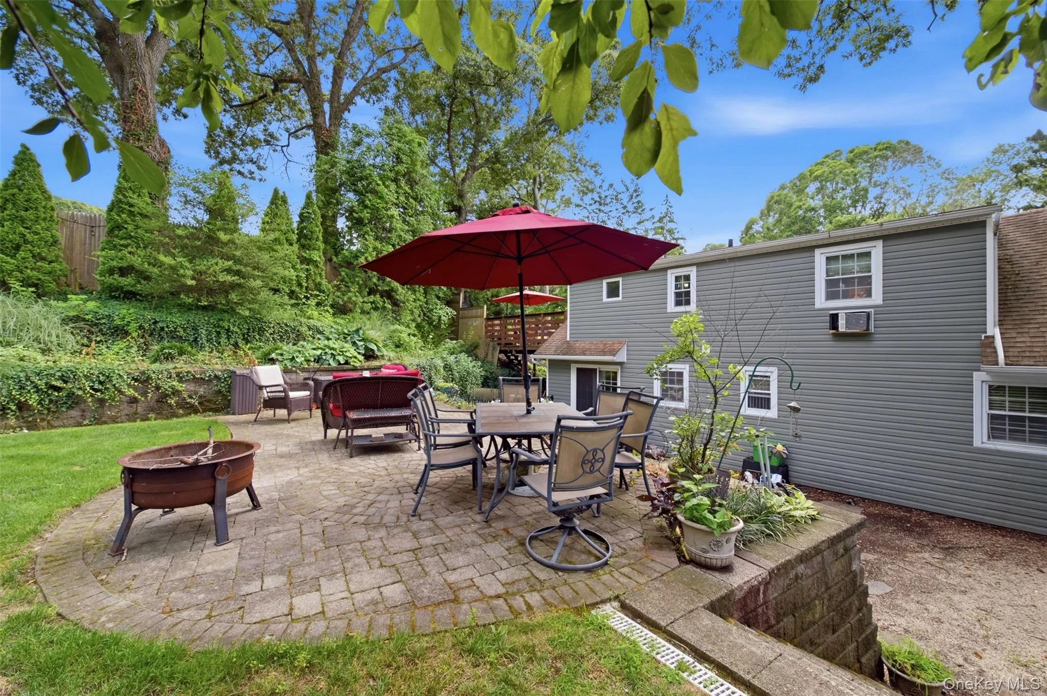 46 Catherine Street, Huntington, NY, 5 Bedrooms Bedrooms, 8 Rooms Rooms,2 BathroomsBathrooms,Residential,For Rent,Catherine,0,1030002 46 Catherine Street, Huntington, NY, 5 Bedrooms Bedrooms, 8 Rooms Rooms,2 BathroomsBathrooms,Residential,For Rent,Catherine,0,1030002