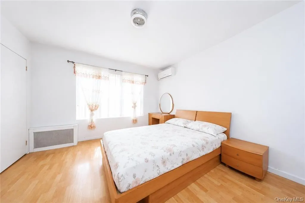 2007 28th Street, New York, NY, 5 Bedrooms Bedrooms, 9 Rooms Rooms,2 BathroomsBathrooms,Residential,For Rent,28th,0,1030004 2007 28th Street, New York, NY, 5 Bedrooms Bedrooms, 9 Rooms Rooms,2 BathroomsBathrooms,Residential,For Rent,28th,0,1030004