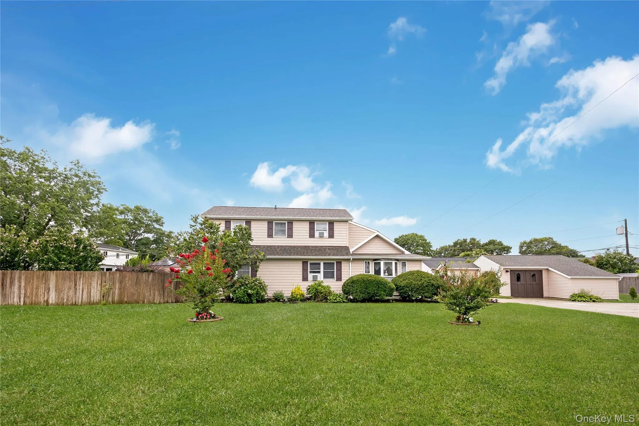 208 Ford Street, Islip, NY, 4 Bedrooms Bedrooms, 7 Rooms Rooms,2 BathroomsBathrooms,Residential,For Rent,Ford,0,1030005 208 Ford Street, Islip, NY, 4 Bedrooms Bedrooms, 7 Rooms Rooms,2 BathroomsBathrooms,Residential,For Rent,Ford,0,1030005