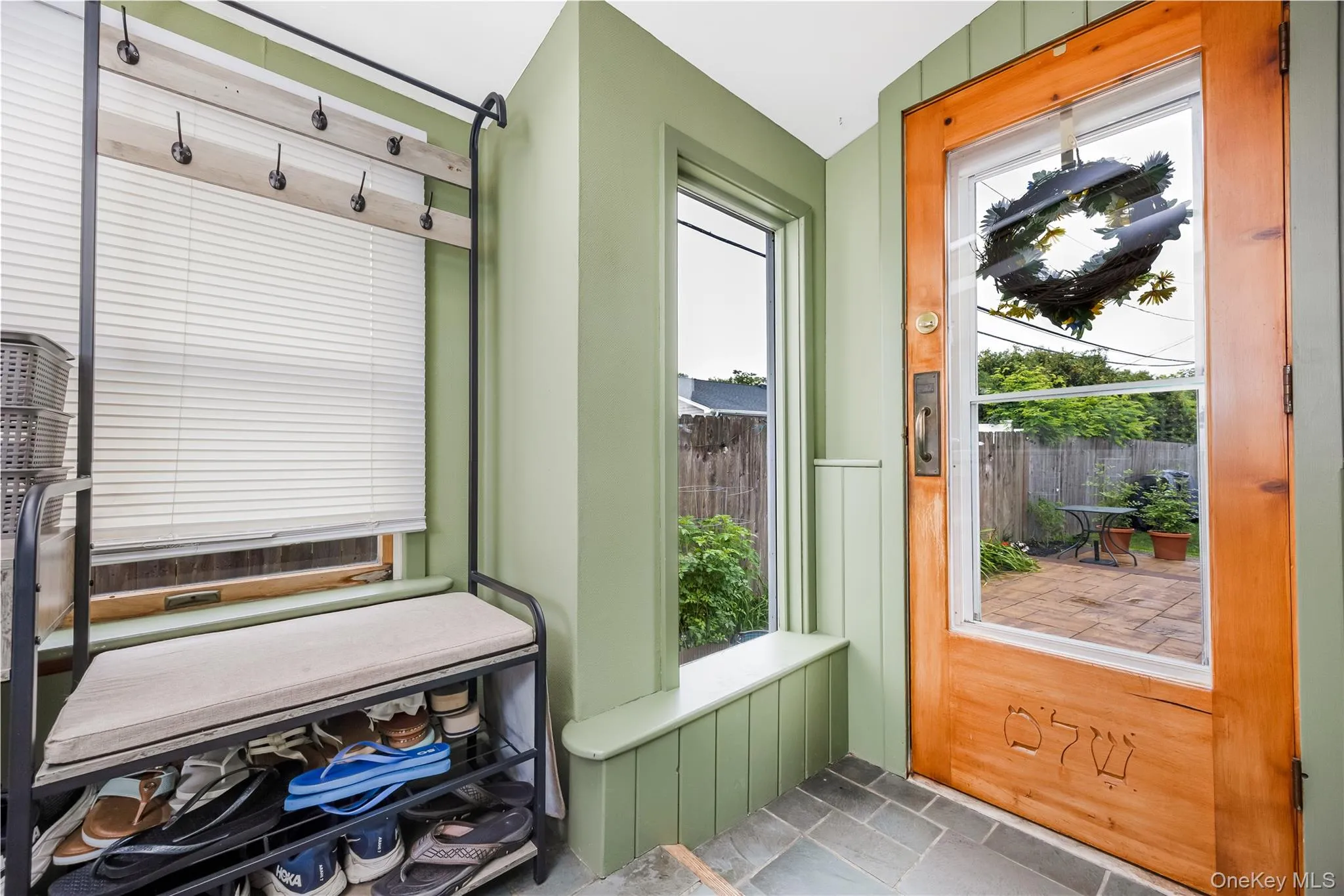 208 Ford Street, Islip, NY, 4 Bedrooms Bedrooms, 7 Rooms Rooms,2 BathroomsBathrooms,Residential,For Rent,Ford,0,1030005 208 Ford Street, Islip, NY, 4 Bedrooms Bedrooms, 7 Rooms Rooms,2 BathroomsBathrooms,Residential,For Rent,Ford,0,1030005