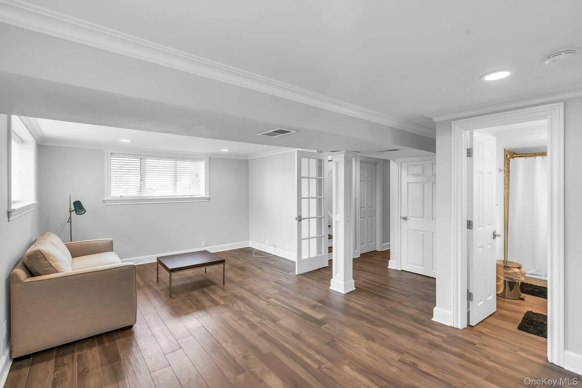 20 Hunter Place, Smithtown, NY, 4 Bedrooms Bedrooms, 10 Rooms Rooms,2 BathroomsBathrooms,Residential,For Rent,Hunter,0,1030021 20 Hunter Place, Smithtown, NY, 4 Bedrooms Bedrooms, 10 Rooms Rooms,2 BathroomsBathrooms,Residential,For Rent,Hunter,0,1030021
