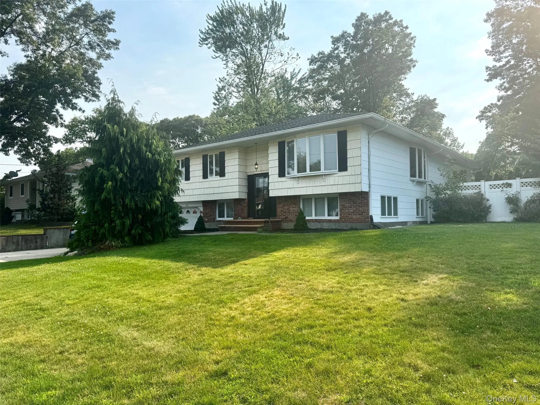 20 Hunter Place, Smithtown, NY, 4 Bedrooms Bedrooms, 10 Rooms Rooms,2 BathroomsBathrooms,Residential,For Rent,Hunter,0,1030021 20 Hunter Place, Smithtown, NY, 4 Bedrooms Bedrooms, 10 Rooms Rooms,2 BathroomsBathrooms,Residential,For Rent,Hunter,0,1030021