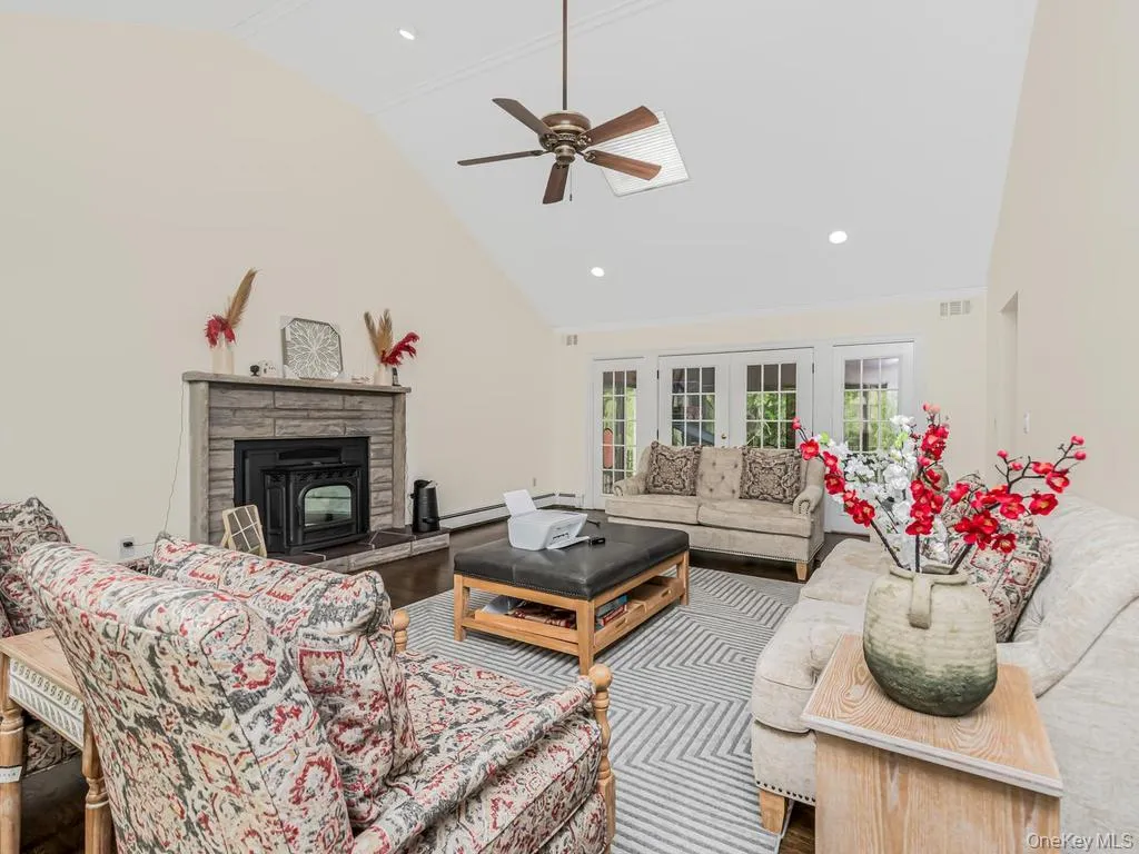 8 Fairgreen Court, Cortlandt, NY, 5 Bedrooms Bedrooms, 10 Rooms Rooms,4 BathroomsBathrooms,Residential,For Rent,Fairgreen,0,1030029 8 Fairgreen Court, Cortlandt, NY, 5 Bedrooms Bedrooms, 10 Rooms Rooms,4 BathroomsBathrooms,Residential,For Rent,Fairgreen,0,1030029