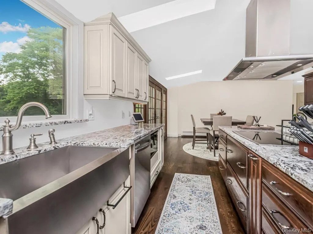8 Fairgreen Court, Cortlandt, NY, 5 Bedrooms Bedrooms, 10 Rooms Rooms,4 BathroomsBathrooms,Residential,For Rent,Fairgreen,0,1030029 8 Fairgreen Court, Cortlandt, NY, 5 Bedrooms Bedrooms, 10 Rooms Rooms,4 BathroomsBathrooms,Residential,For Rent,Fairgreen,0,1030029