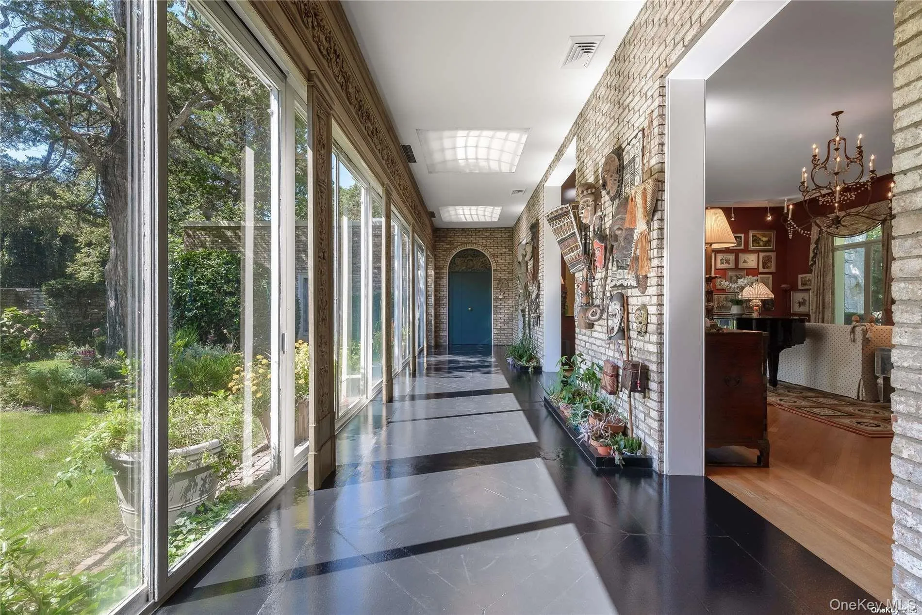 Loggia Loggia