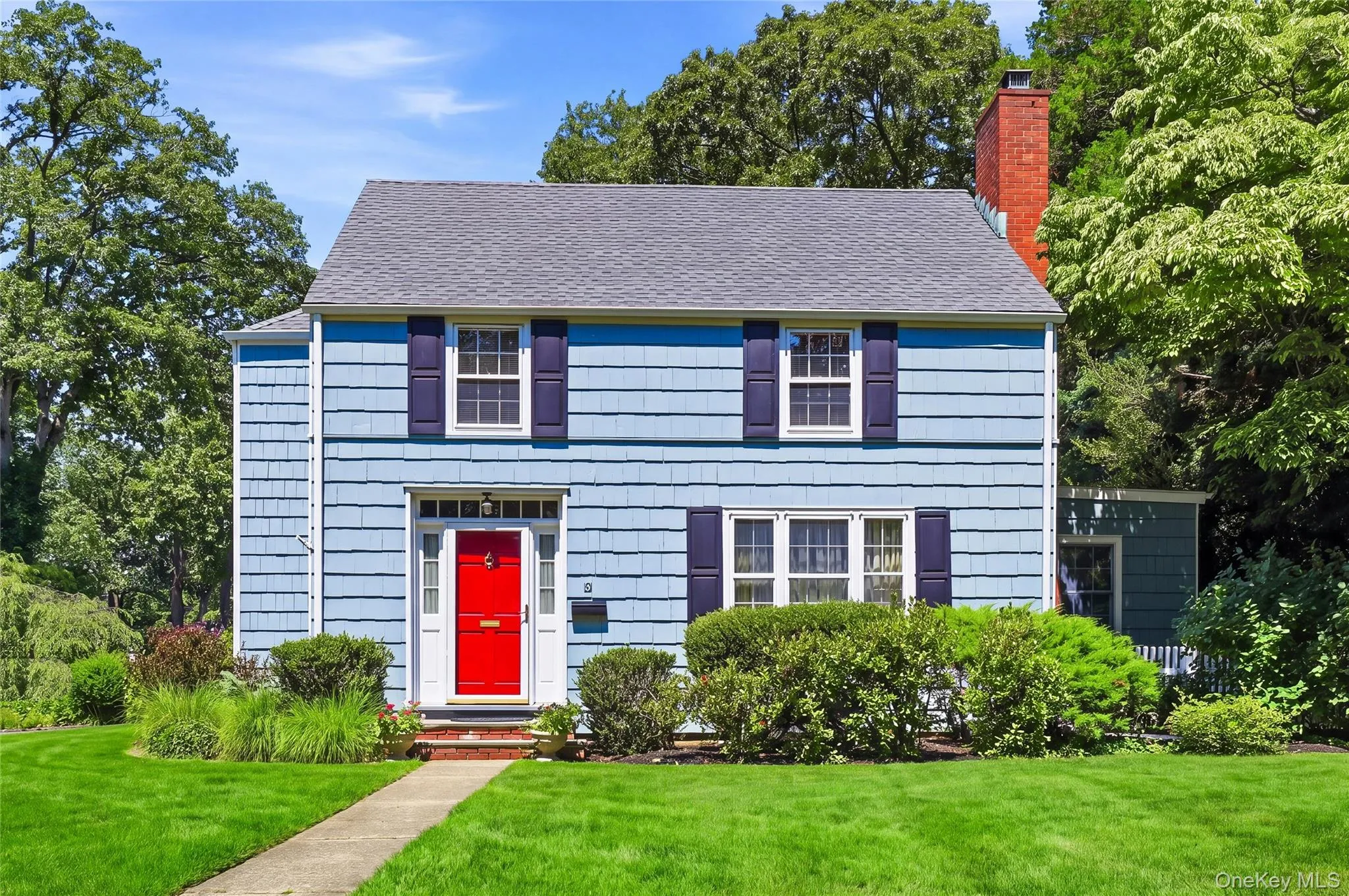 Charming Home! Charming Home!