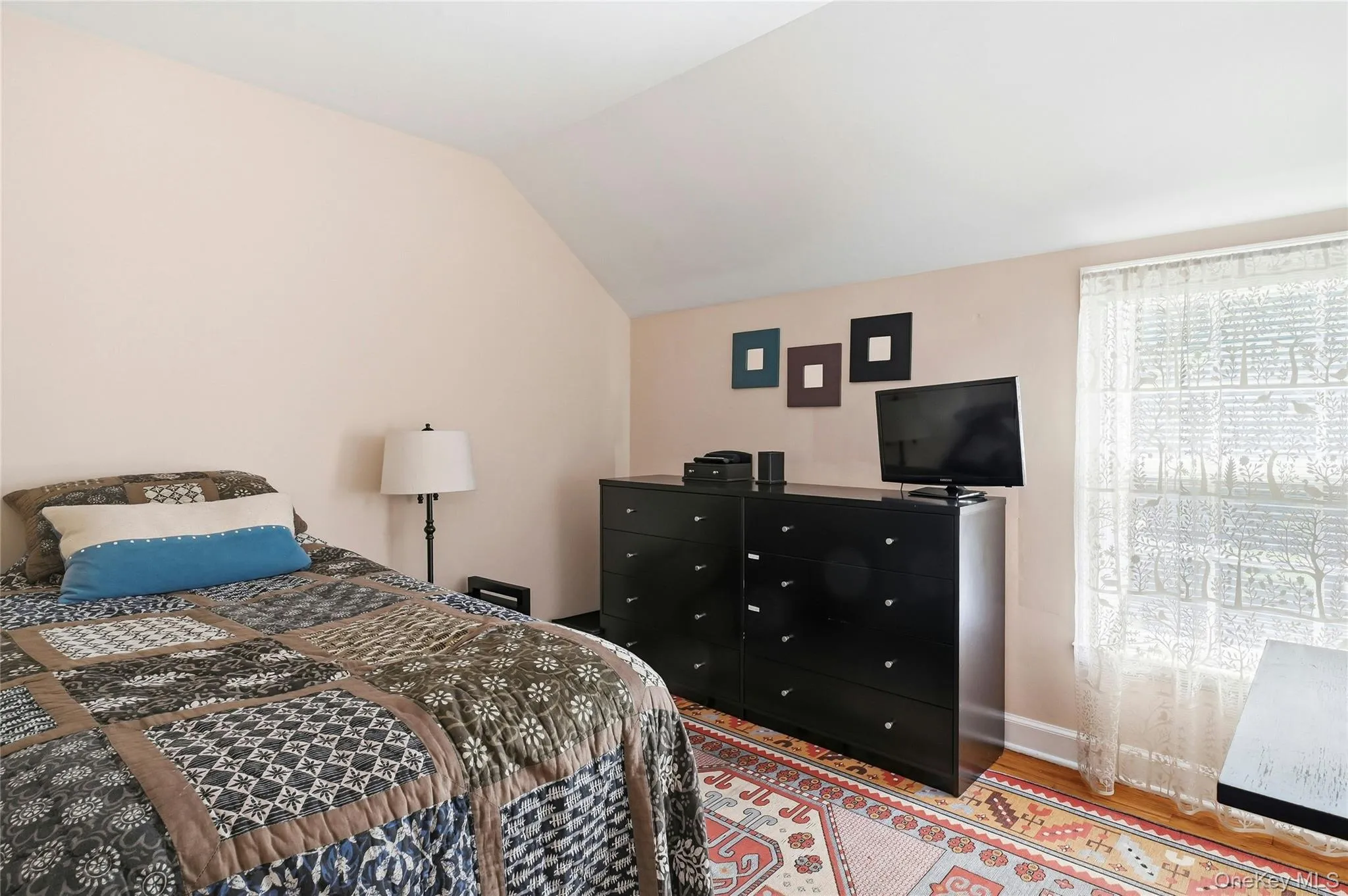 Features Wood Floors Features Wood Floors