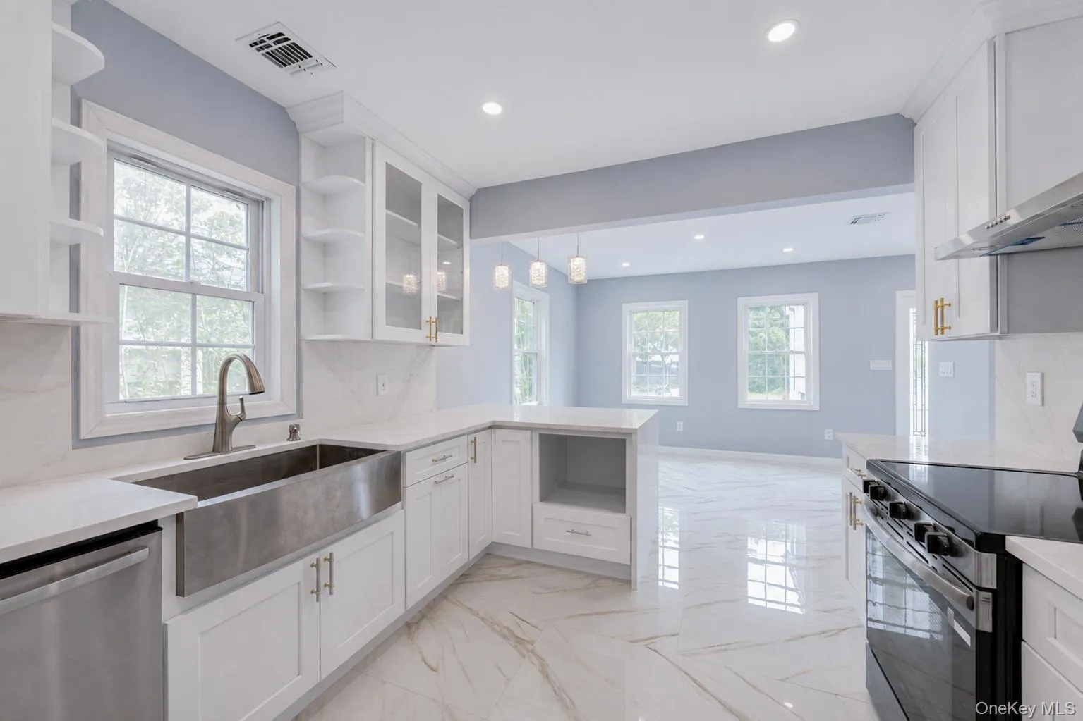 306 Greeley Avenue, Islip, NY, 5 Bedrooms Bedrooms, 7 Rooms Rooms,3 BathroomsBathrooms,Residential,For Rent,Greeley,0,1030037 306 Greeley Avenue, Islip, NY, 5 Bedrooms Bedrooms, 7 Rooms Rooms,3 BathroomsBathrooms,Residential,For Rent,Greeley,0,1030037