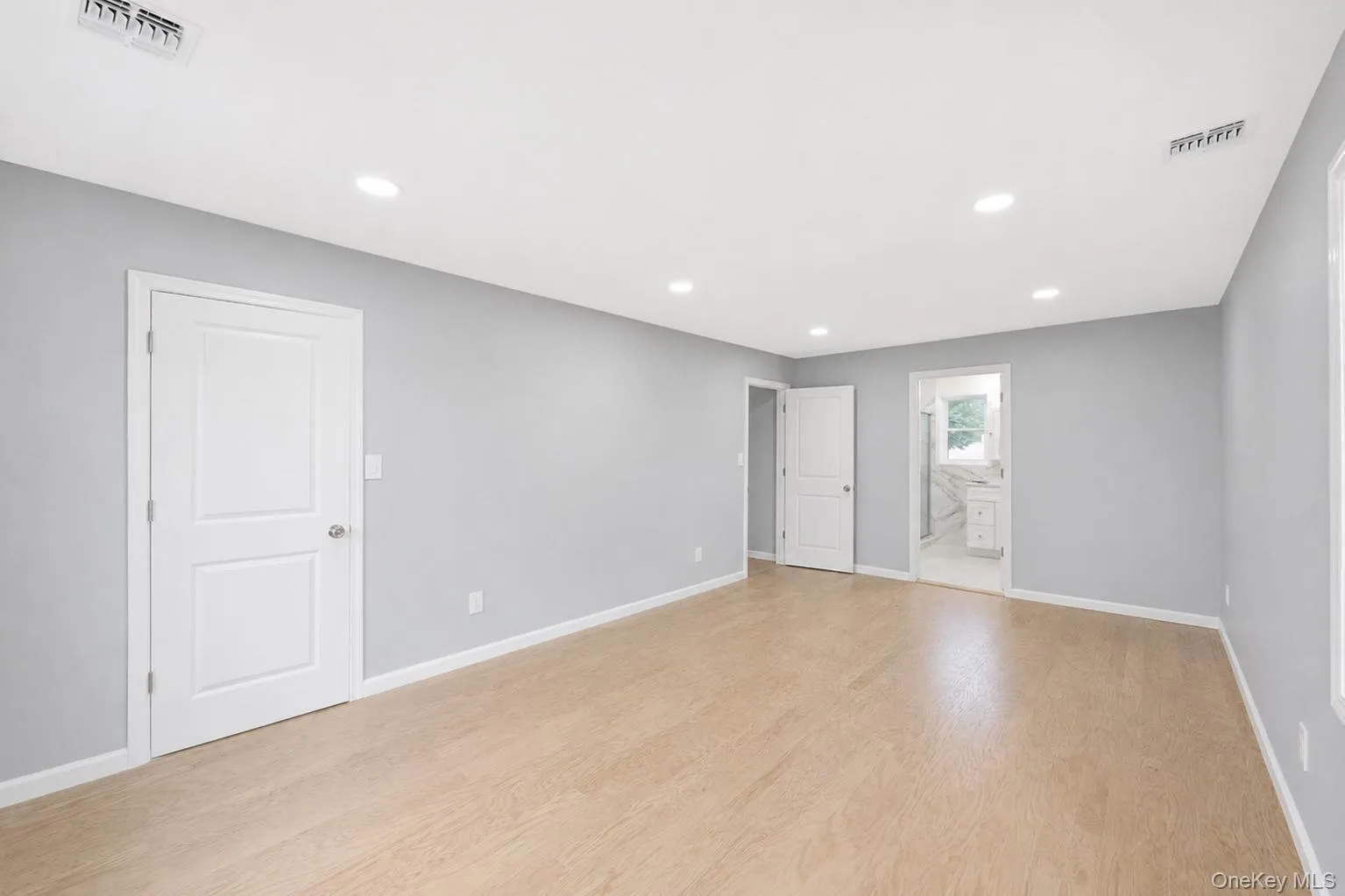 306 Greeley Avenue, Islip, NY, 5 Bedrooms Bedrooms, 7 Rooms Rooms,3 BathroomsBathrooms,Residential,For Rent,Greeley,0,1030037 306 Greeley Avenue, Islip, NY, 5 Bedrooms Bedrooms, 7 Rooms Rooms,3 BathroomsBathrooms,Residential,For Rent,Greeley,0,1030037