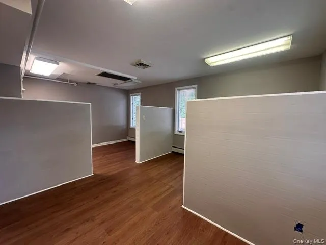 424 New York Avenue, Huntington, NY, ,Commercial Lease,For Rent,New York,0,1030040 424 New York Avenue, Huntington, NY, ,Commercial Lease,For Rent,New York,0,1030040