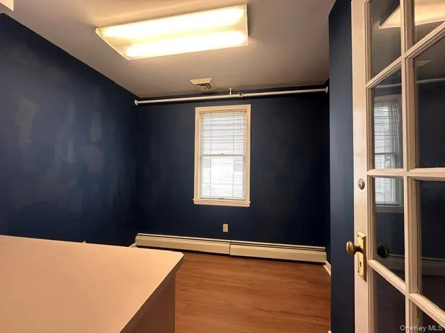 424 New York Avenue, Huntington, NY, ,Commercial Lease,For Rent,New York,0,1030040 424 New York Avenue, Huntington, NY, ,Commercial Lease,For Rent,New York,0,1030040