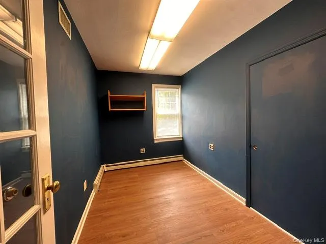 424 New York Avenue, Huntington, NY, ,Commercial Lease,For Rent,New York,0,1030040 424 New York Avenue, Huntington, NY, ,Commercial Lease,For Rent,New York,0,1030040
