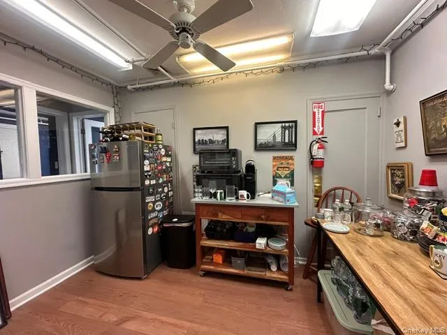 424 New York Avenue, Huntington, NY, ,Commercial Lease,For Rent,New York,0,1030040 424 New York Avenue, Huntington, NY, ,Commercial Lease,For Rent,New York,0,1030040