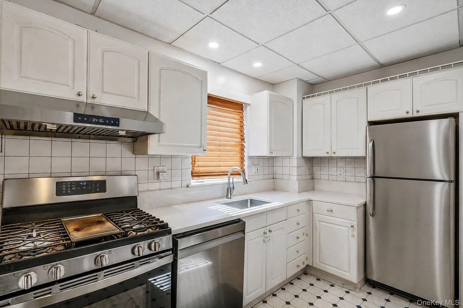 214 Lowell Avenue, Hempstead, NY, 5 Bedrooms Bedrooms, 12 Rooms Rooms,3 BathroomsBathrooms,Residential,For Rent,Lowell,0,1030042 214 Lowell Avenue, Hempstead, NY, 5 Bedrooms Bedrooms, 12 Rooms Rooms,3 BathroomsBathrooms,Residential,For Rent,Lowell,0,1030042