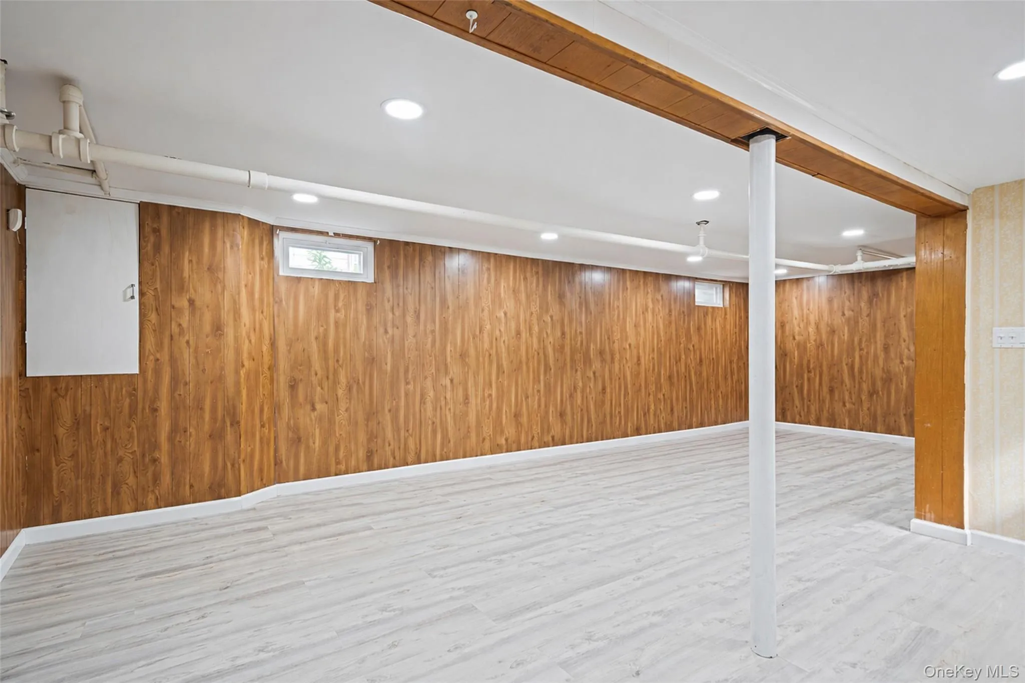 214 Lowell Avenue, Hempstead, NY, 5 Bedrooms Bedrooms, 12 Rooms Rooms,3 BathroomsBathrooms,Residential,For Rent,Lowell,0,1030042 214 Lowell Avenue, Hempstead, NY, 5 Bedrooms Bedrooms, 12 Rooms Rooms,3 BathroomsBathrooms,Residential,For Rent,Lowell,0,1030042
