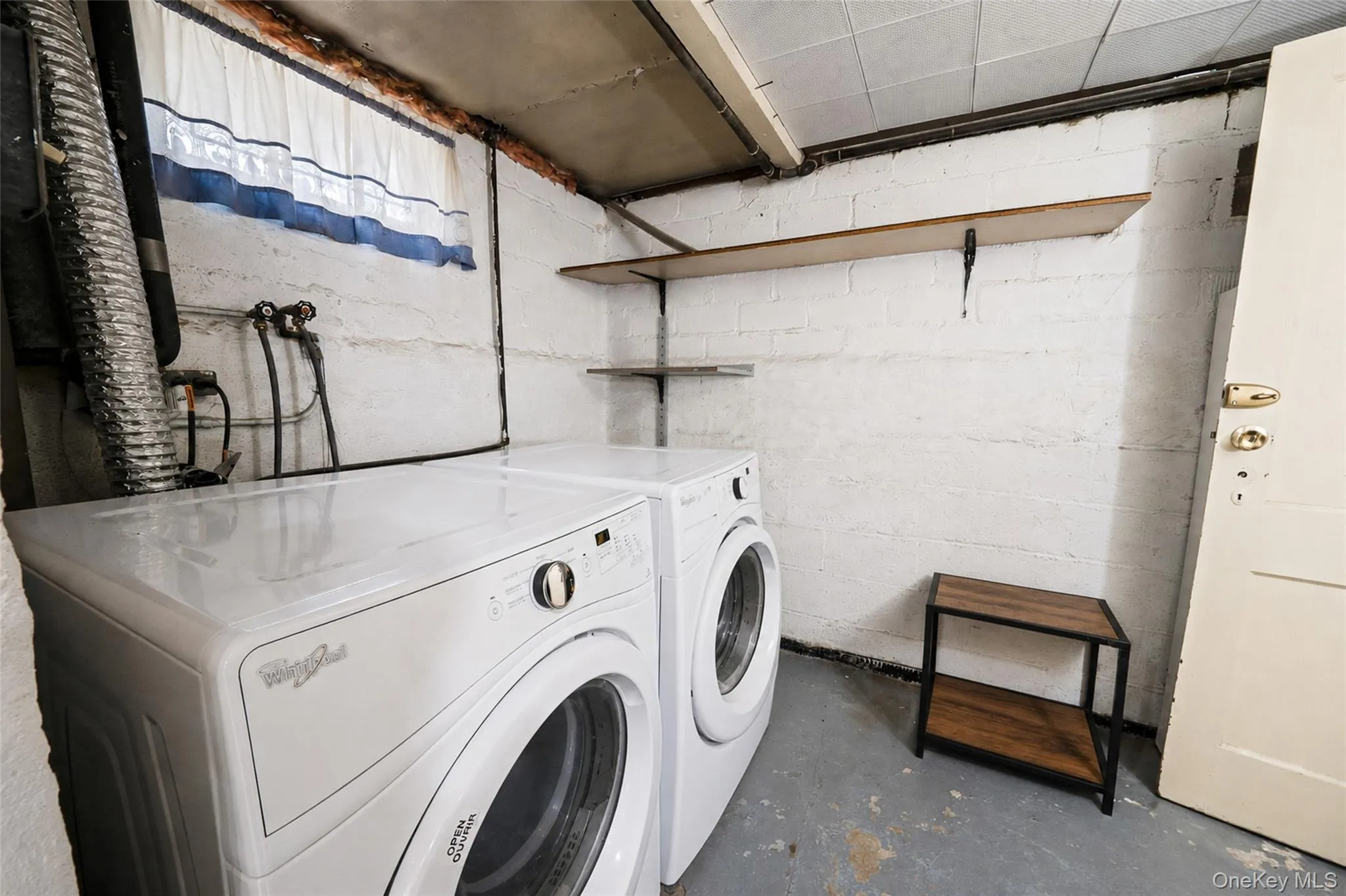 214 Lowell Avenue, Hempstead, NY, 5 Bedrooms Bedrooms, 12 Rooms Rooms,3 BathroomsBathrooms,Residential,For Rent,Lowell,0,1030042 214 Lowell Avenue, Hempstead, NY, 5 Bedrooms Bedrooms, 12 Rooms Rooms,3 BathroomsBathrooms,Residential,For Rent,Lowell,0,1030042