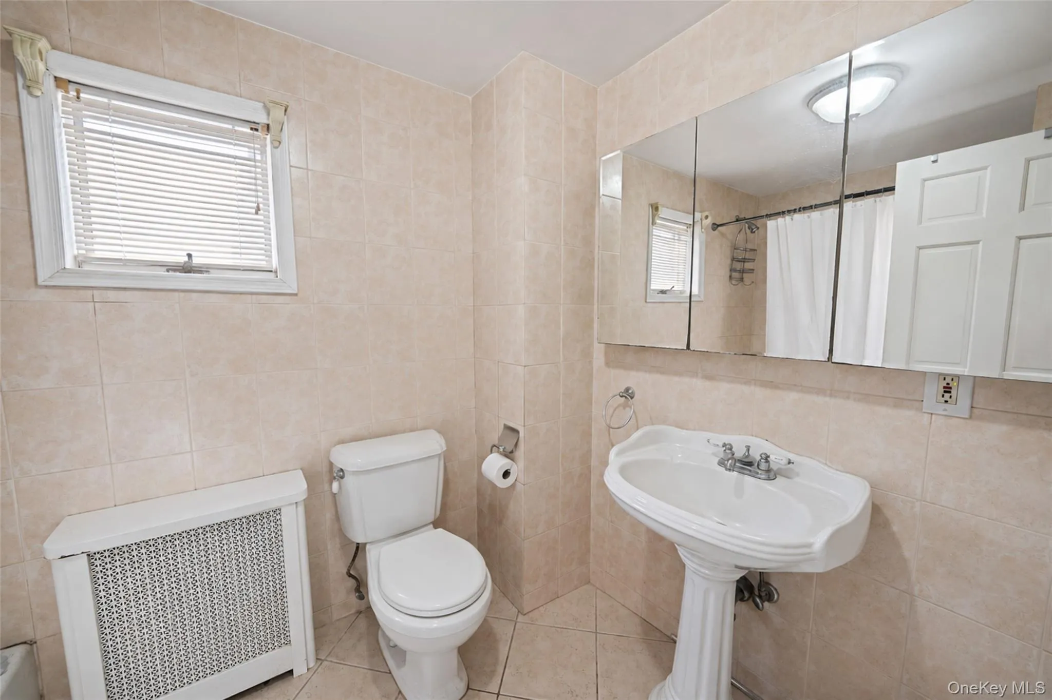 214 Lowell Avenue, Hempstead, NY, 5 Bedrooms Bedrooms, 12 Rooms Rooms,3 BathroomsBathrooms,Residential,For Rent,Lowell,0,1030042 214 Lowell Avenue, Hempstead, NY, 5 Bedrooms Bedrooms, 12 Rooms Rooms,3 BathroomsBathrooms,Residential,For Rent,Lowell,0,1030042