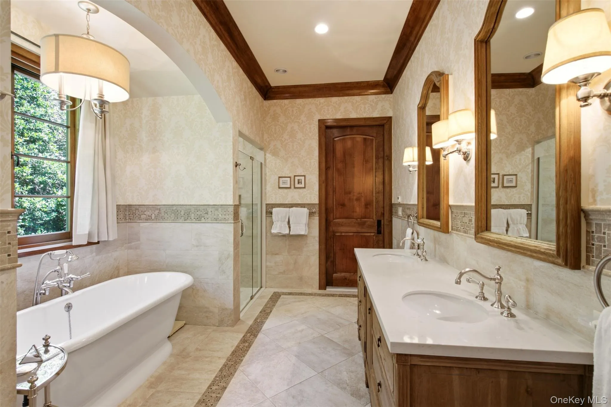 5 Puritan Place, Huntington, NY, 5 Bedrooms Bedrooms, 11 Rooms Rooms,3 BathroomsBathrooms,Residential,For Rent,Puritan,0,1030046 5 Puritan Place, Huntington, NY, 5 Bedrooms Bedrooms, 11 Rooms Rooms,3 BathroomsBathrooms,Residential,For Rent,Puritan,0,1030046